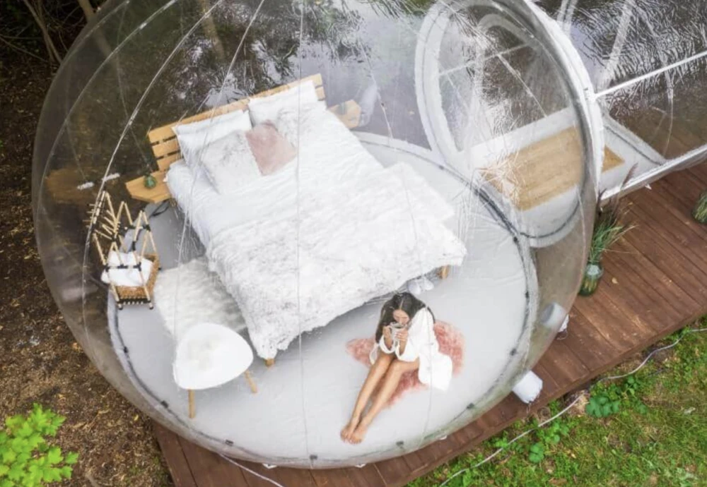 single tunnel bubble tent